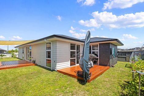 Photo of property in 14 Piata Street, Papamoa Beach, Papamoa, 3118
