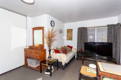 Photo of property in 32 Gloag Street, Waverley, 4510