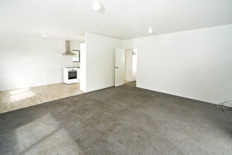 Photo of property in 2/11 Anglers Way, Wattle Downs, Auckland, 2102