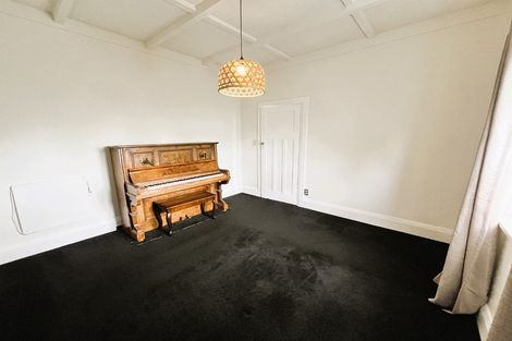 Photo of property in 71 Williams Street, Cambridge, 3434