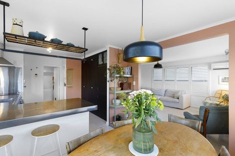 Photo of property in 59 Pasadena Crescent, Totara Park, Upper Hutt, 5018