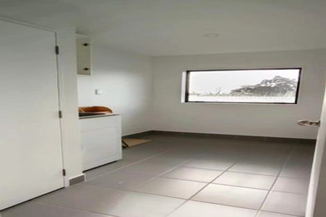 Photo of property in 103r Glengarry Road, Glen Eden, Auckland, 0602