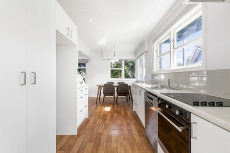 Photo of property in 43 Te Anau Place, Glenview, Hamilton, 3206