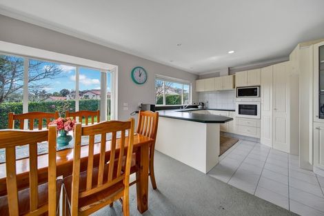 Photo of property in 10d Shelter Grove, Frankleigh Park, New Plymouth, 4310