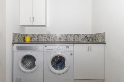 Photo of property in 4 Rutherford Street, Otumoetai, Tauranga, 3110