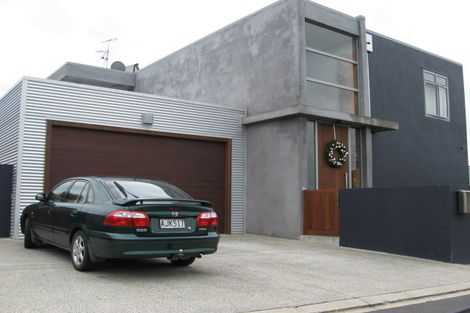 Photo of property in 20 Watervista Place, Mangere Bridge, Auckland, 2022