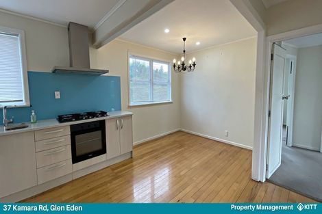Photo of property in 37 Kamara Road, Glen Eden, Auckland, 0602