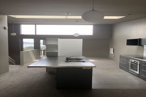 Photo of property in 16/2 Onslow Road, Khandallah, Wellington, 6035