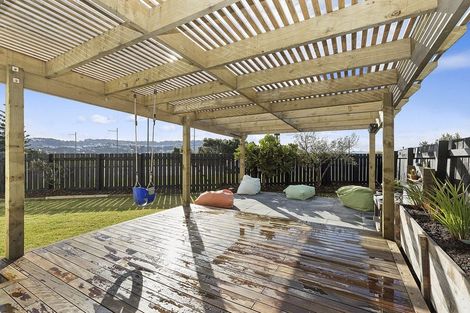 Photo of property in 2/163 Rongotai Road, Rongotai, Wellington, 6022