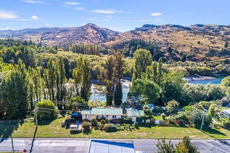 Photo of property in 96 Cheviot Street, Roxburgh, 9500