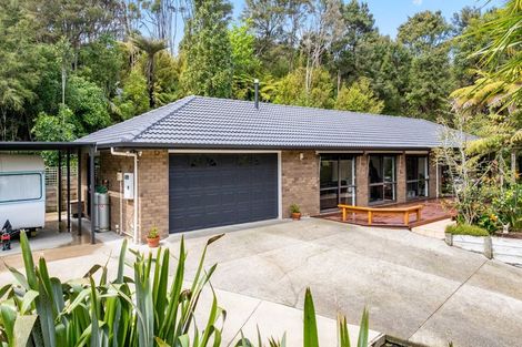 Photo of property in 257 Kaipara Road, Papakura, 2582