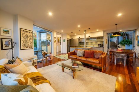 Photo of property in 22a Seaview Road, Paremata, Porirua, 5024