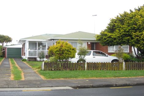 Photo of property in 36 Sunnypark Avenue, Rosehill, Papakura, 2113