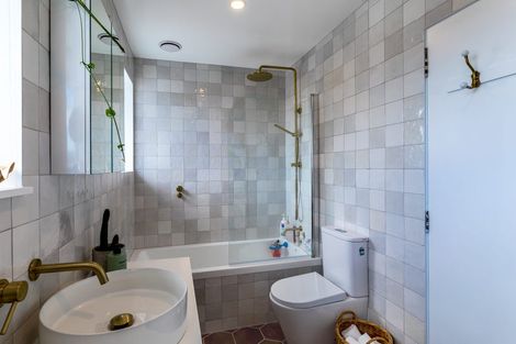 Photo of property in 79 Farquhar Road, Glendene, Auckland, 0602