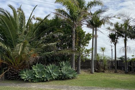 Photo of property in 48 Shakespear Road, Army Bay, Whangaparaoa, 0930