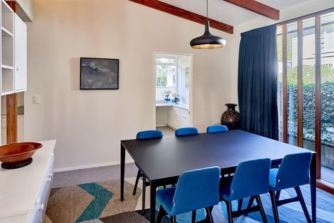 Photo of property in 27 Cheviot Road, Lowry Bay, Lower Hutt, 5013