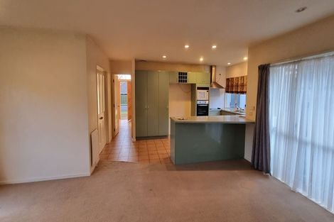 Photo of property in 118 Meadowland Drive, Somerville, Auckland, 2014