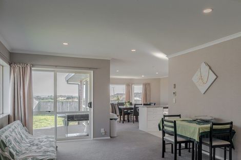 Photo of property in 159 Pacific Drive, Fitzherbert, Palmerston North, 4410