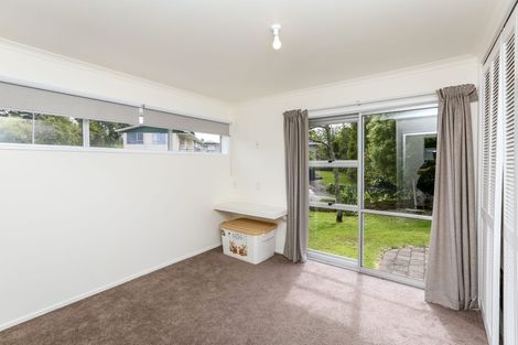 Photo of property in 3 Newlyn Place, Welbourn, New Plymouth, 4312