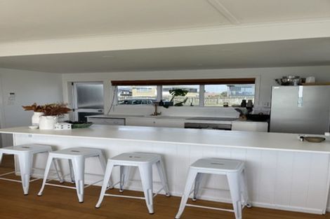 Photo of property in 107 Karewa Parade, Papamoa Beach, Papamoa, 3118