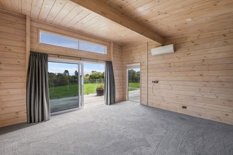 Photo of property in 24 Lacebark Drive, Kinloch, Taupo, 3377
