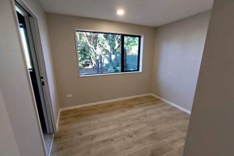 Photo of property in 16 Bond Street, Hokowhitu, Palmerston North, 4410