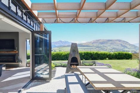 Photo of property in 56 Jacks Point Rise, Jacks Point, Queenstown, 9371