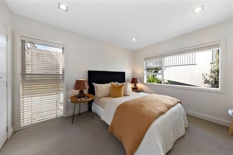 Photo of property in 21 William Bryan Drive, Half Moon Bay, Auckland, 2012