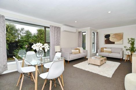 Photo of property in 132 Pacific Road, North New Brighton, Christchurch, 8083