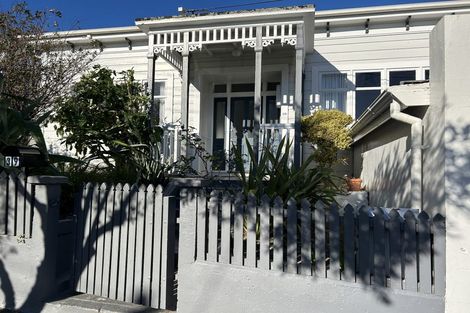 Photo of property in 39 Austin Street, Mount Victoria, Wellington, 6011