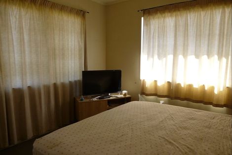 Photo of property in 9b Crossley Street, Katikati, 3129