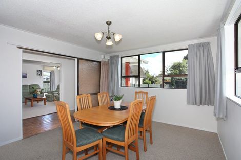 Photo of property in 8 Mansell Crescent, Bulls, 4818