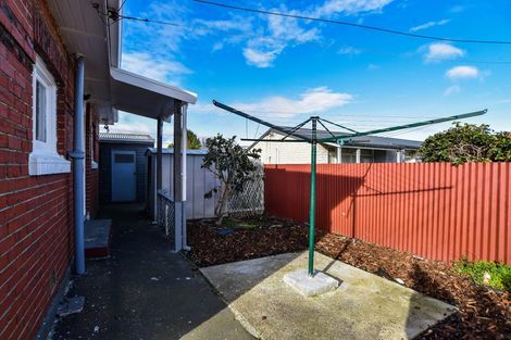 Photo of property in 168 Macandrew Road, South Dunedin, Dunedin, 9012