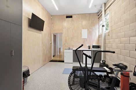 Photo of property in 69 Pine Street, Mount Eden, Auckland, 1041