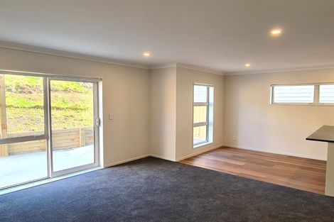 Photo of property in 15 Stockport Grove, Churton Park, Wellington, 6037