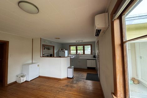 Photo of property in 11 Moa Road, Raumati Beach, Paraparaumu, 5032