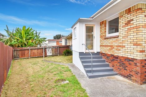 Photo of property in 20a Hillcrest Road, Papatoetoe, Auckland, 2025