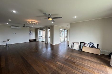 Photo of property in 78 Tiriwa Drive, Massey, Auckland, 0614