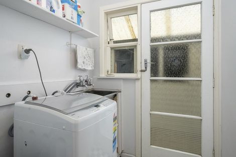 Photo of property in 36 Cambridge Street, Levin, 5510