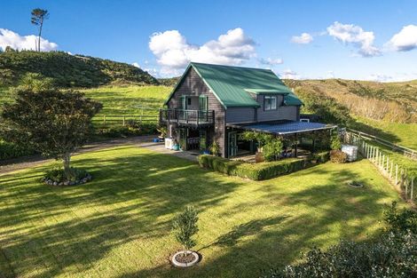 Photo of property in 88 Pipitiwai Drive, Helensville, Kaukapakapa, 0871