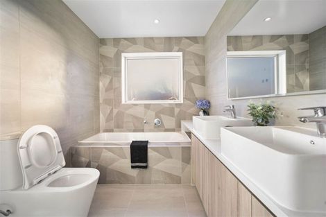 Photo of property in 20 Koromeke Street, Flat Bush, Auckland, 2019