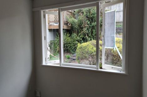 Photo of property in 602 East Coast Road, Pinehill, Auckland, 0630