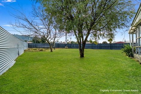 Photo of property in 4 Roosevelt Road, Western Heights, Rotorua, 3015