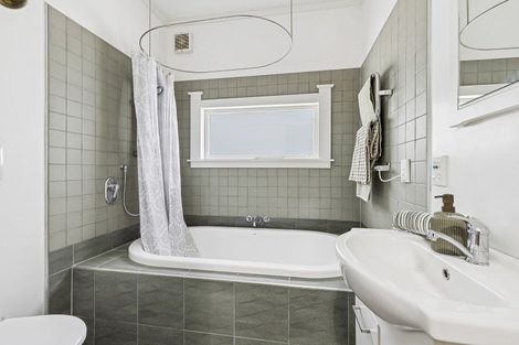 Photo of property in 51 Oban Street, Wadestown, Wellington, 6012