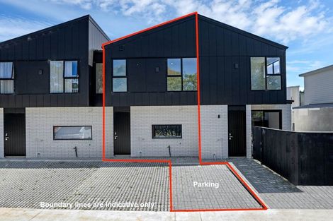 Photo of property in 6e Cascades Road, Pakuranga Heights, Auckland, 2010