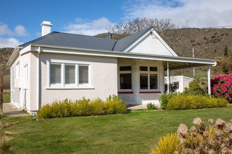Photo of property in 102 Roxburgh East Road, Roxburgh East, Roxburgh, 9571
