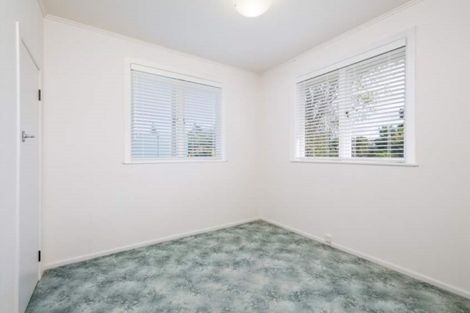 Photo of property in 27 Marsh Avenue, Forrest Hill, Auckland, 0620