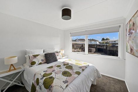 Photo of property in 10 Fuchsia Avenue, Pukete, Hamilton, 3200