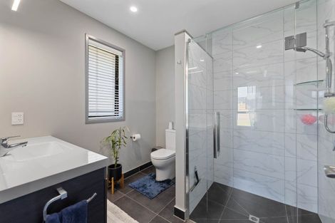 Photo of property in 8 Komahimahi Way, Motuoapa, 3382