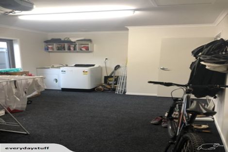 Photo of property in 12 Buddle Road, Wallaceville, Upper Hutt, 5018